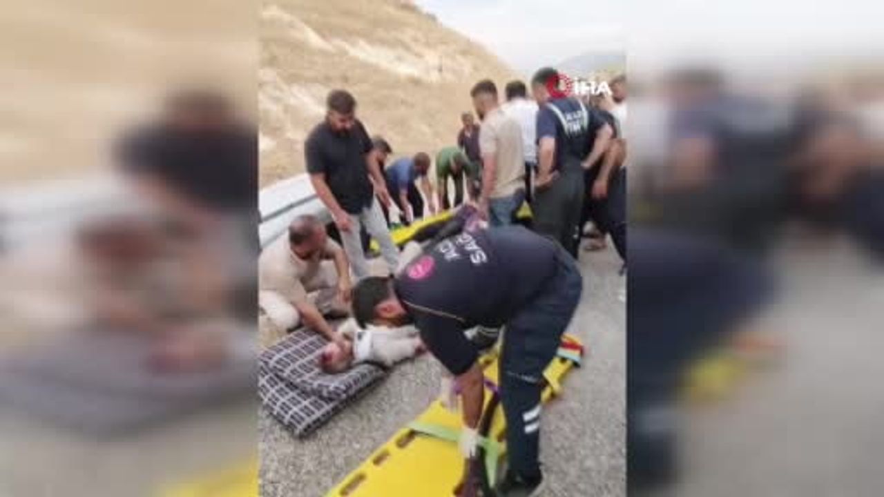 Siirt’te otomobil takla attı: 1’i ağır 3 yaralı