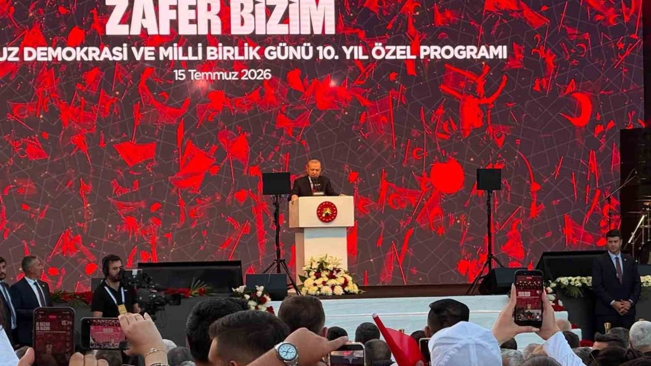 Sincan belediye başkanı Murat Ercan demokrasi nöbetine katıldı