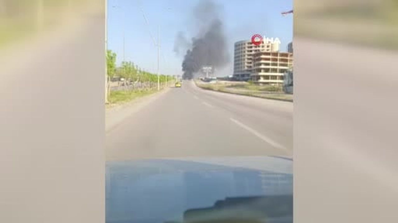Sincan'da şantiyede çıkan yangın itfaiye tarafından söndürüldü