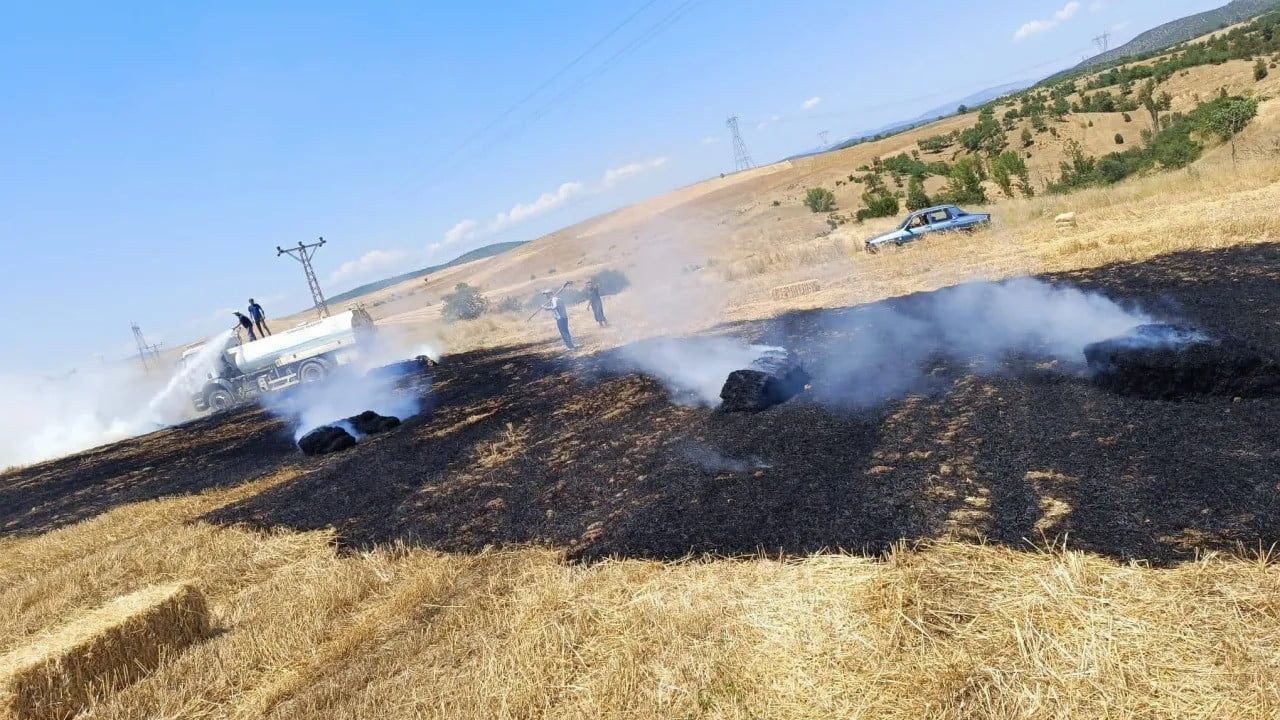 Sinop’ta balya makinesindeki arıza tarla yangınına yol açtı