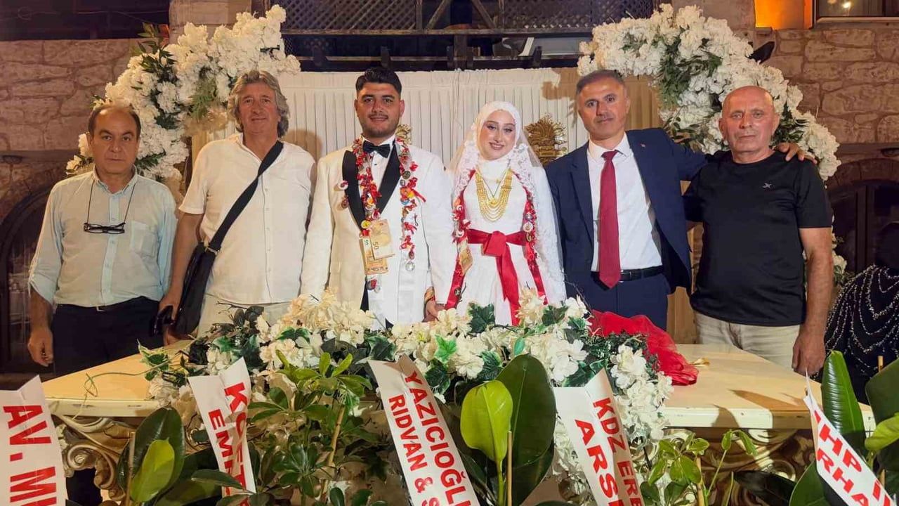 Siyaset, sendika ve iş dünyası Alaplı'da düğünde buluştu