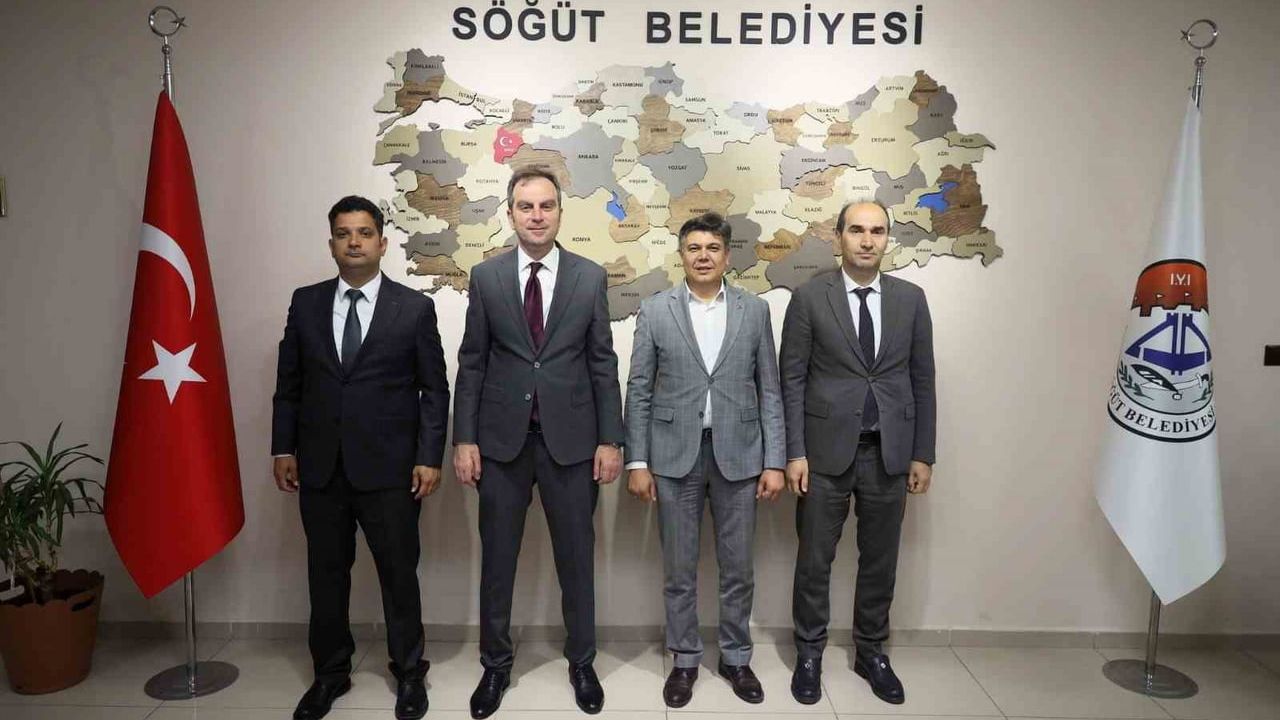 Söğüt'teki Bozüyük yolu kavşağına trafik ışığı kurulmasına karar verildi