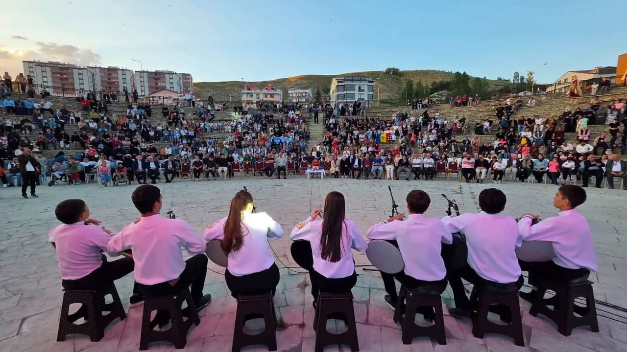 Şölen coşkusu Yeni Şehir Parkı’na taşındı