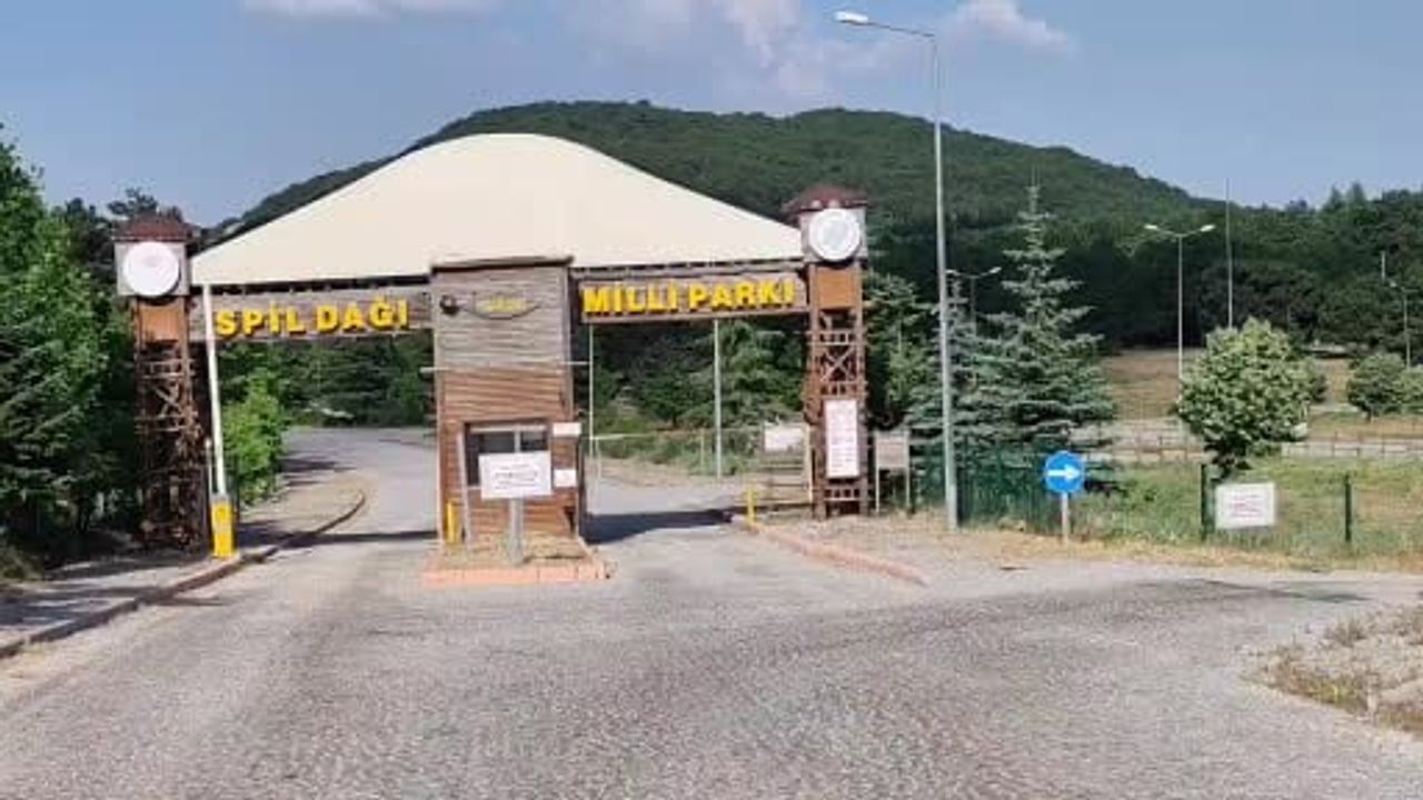 Spil’de koruyucu aileler ve çocukları buluştu