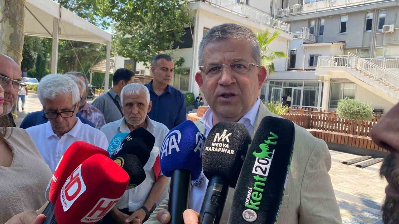 Subaşıoğlu'ndan belediyenin araç kiralama ihalesine eleştiri