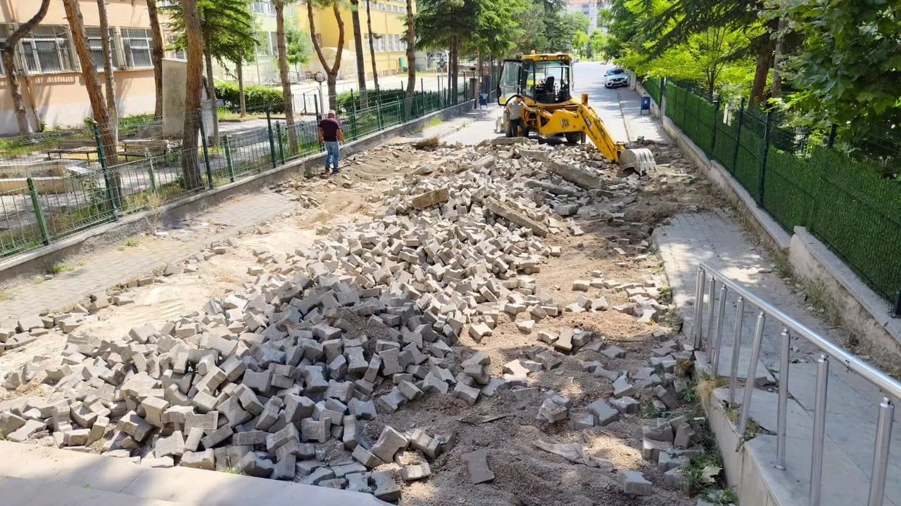 Sungurlu'da Arca Çorum FK sokağı projesinde ilk çalışmalar başladı