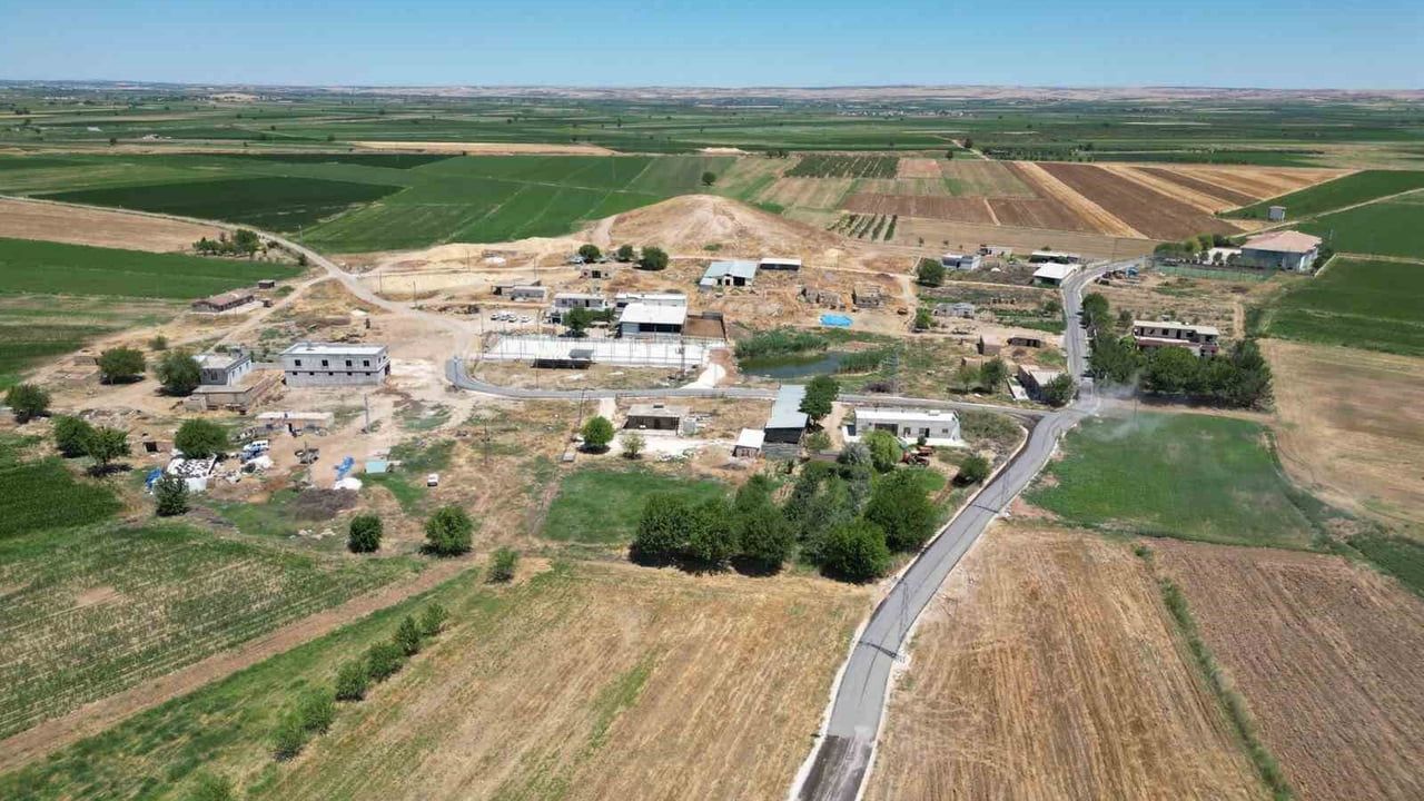 suruç kırsalında asfalt hamlesi yaşamı kolaylaştırdı