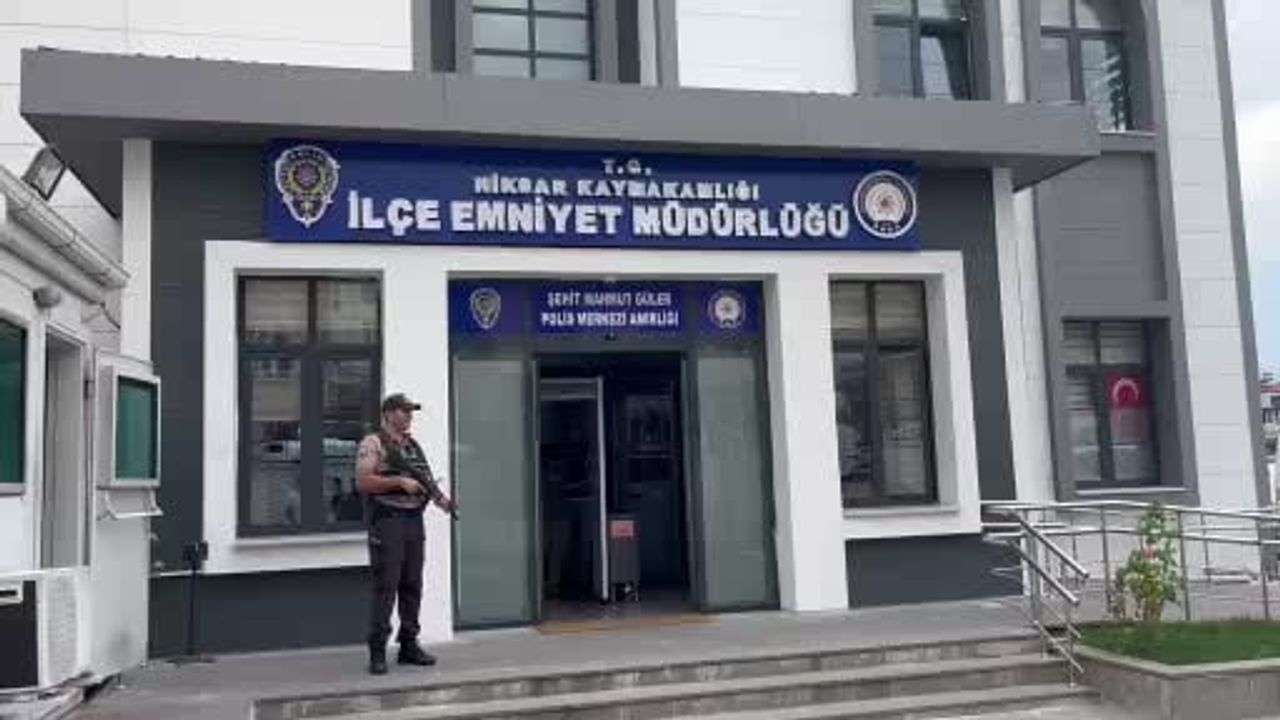 Suşehri'nde lastiklerle yakalanan şüpheliler Tokat'a sevk edildi