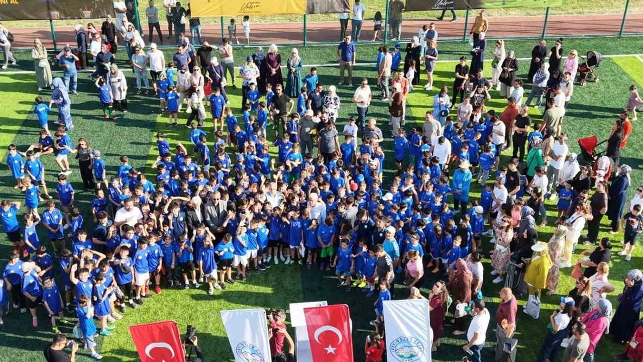 Talas'ta yaz spor okullarına coşkulu açılış
