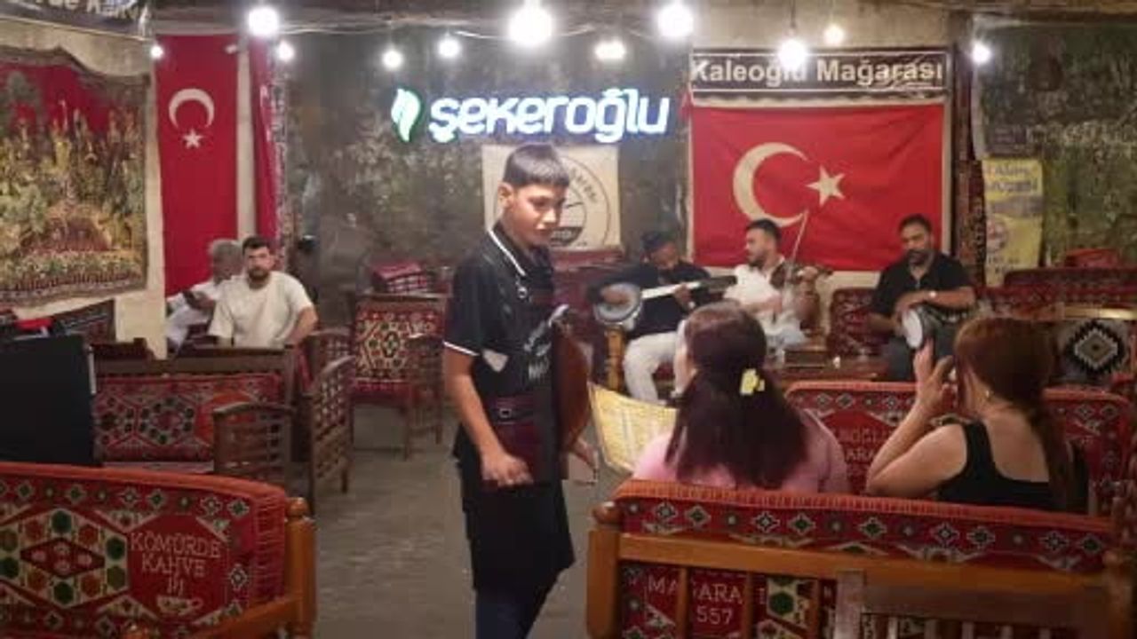 Tarihi mağarada serinleten lezzet: soğuk menengiç kahvesi