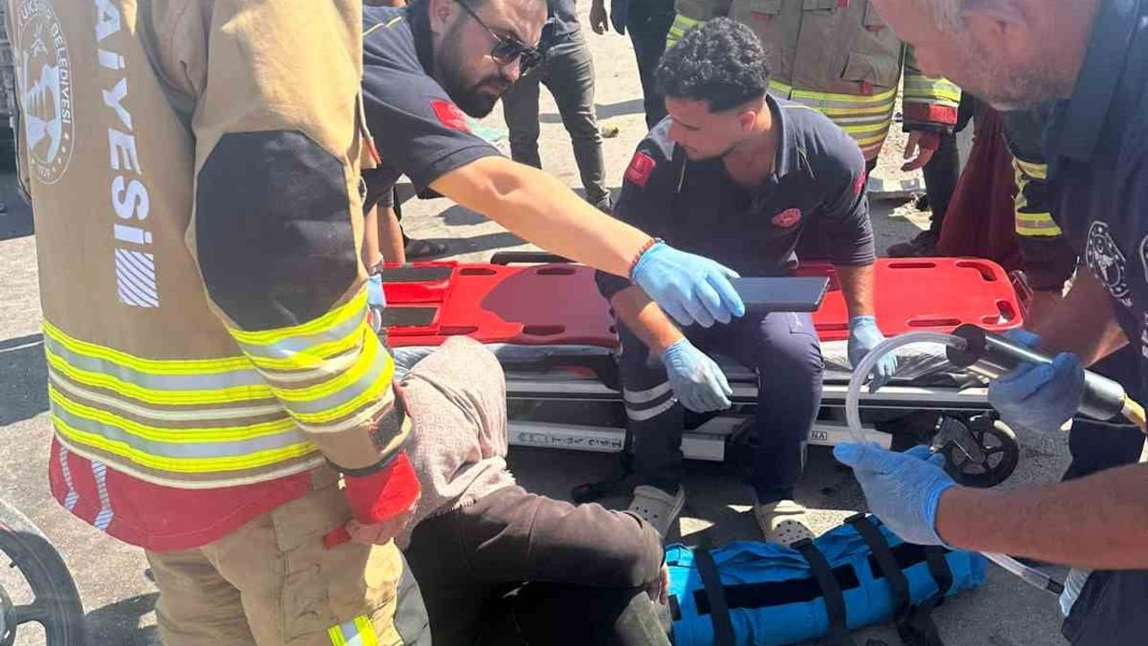 Tarım işçilerini taşıyan minibüs devrildi: 1’i ağır 5 yaralı