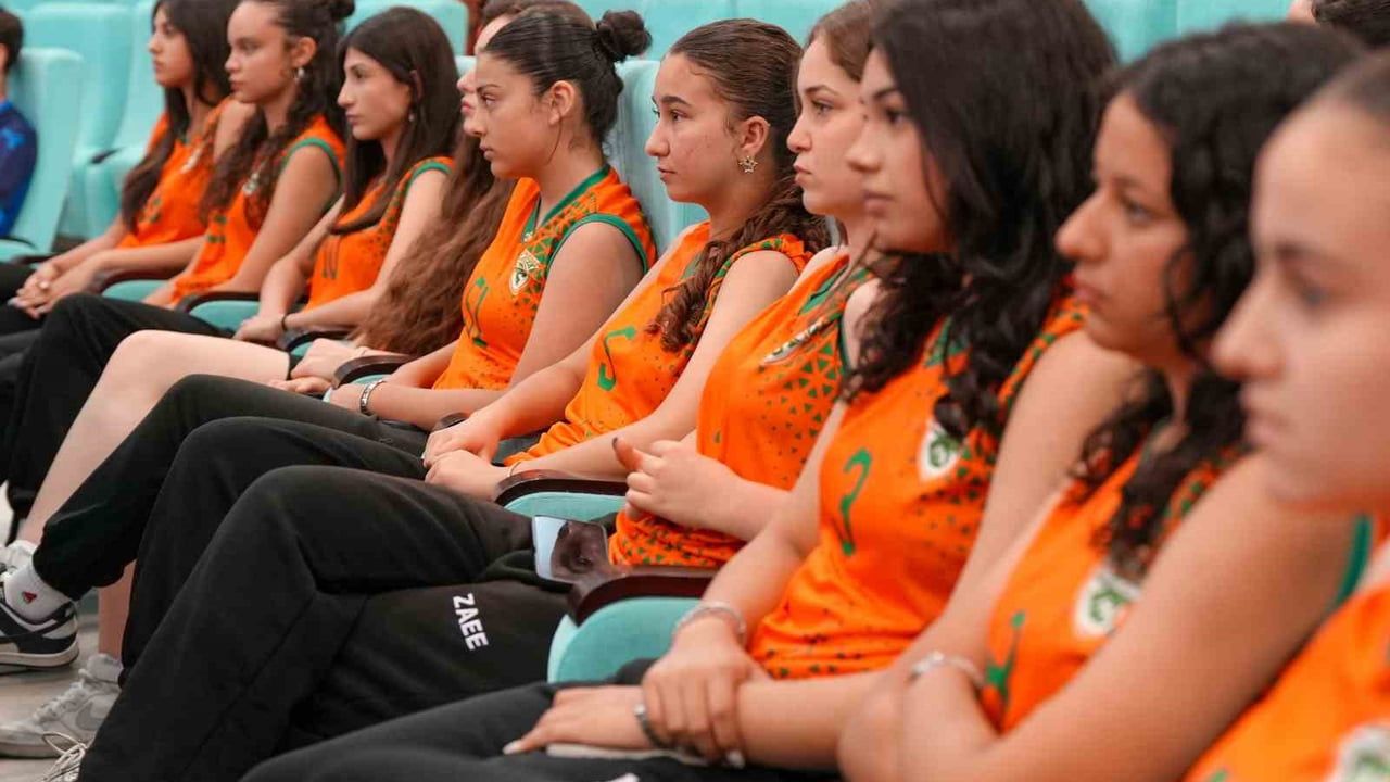 Tarsus belediyesinden amatör spor kulüplerine 5 milyon TL destek