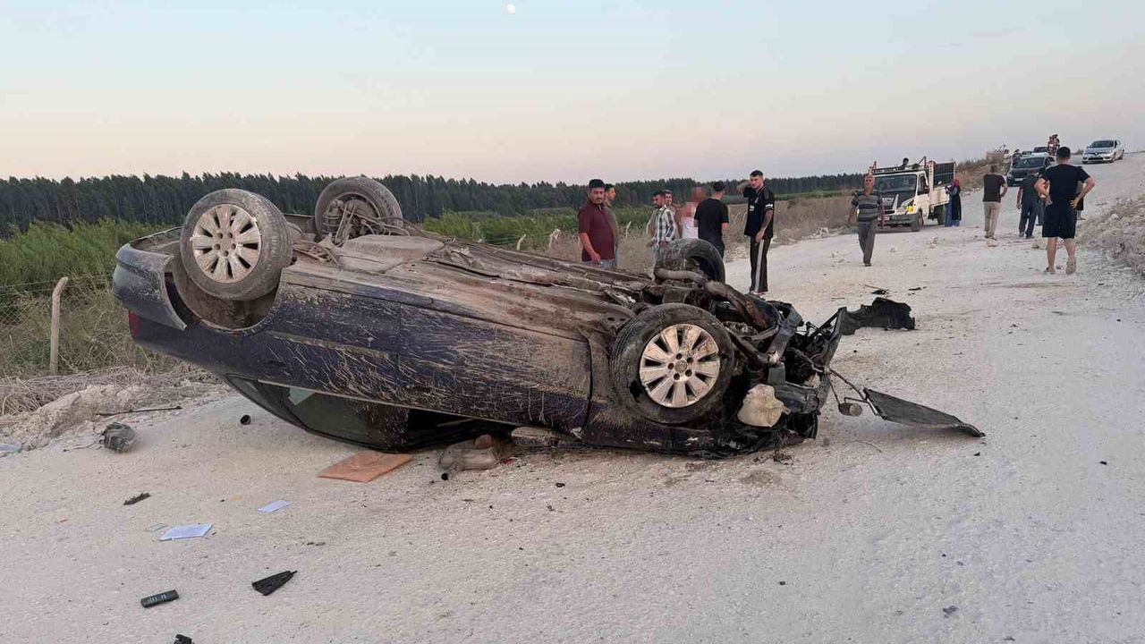 Tarsus'ta tarla yolunda takla atan araç: bir kadın yaşamını yitirdi
