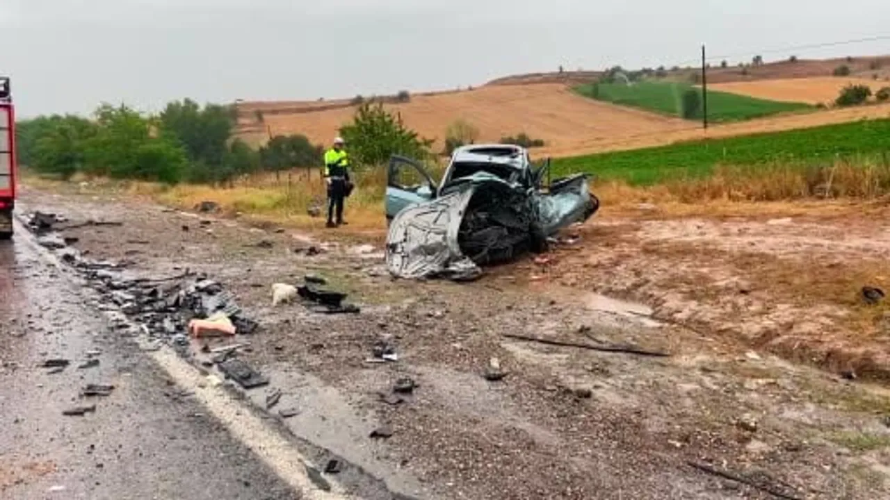 Taşköprü'de üç aracın karıştığı zincirleme kaza: bir ölü, beş yaralı