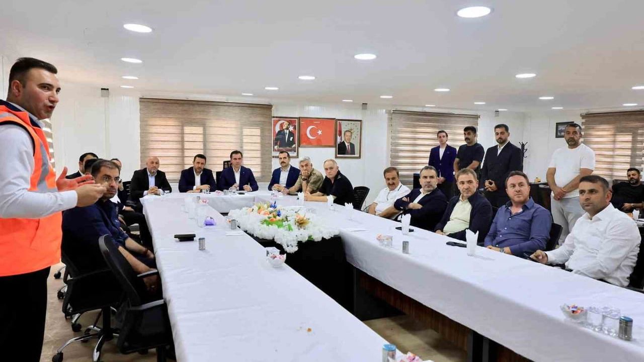 Tatvan çevre yolu için 2027 hedefiyle tünellerde yoğun mesai