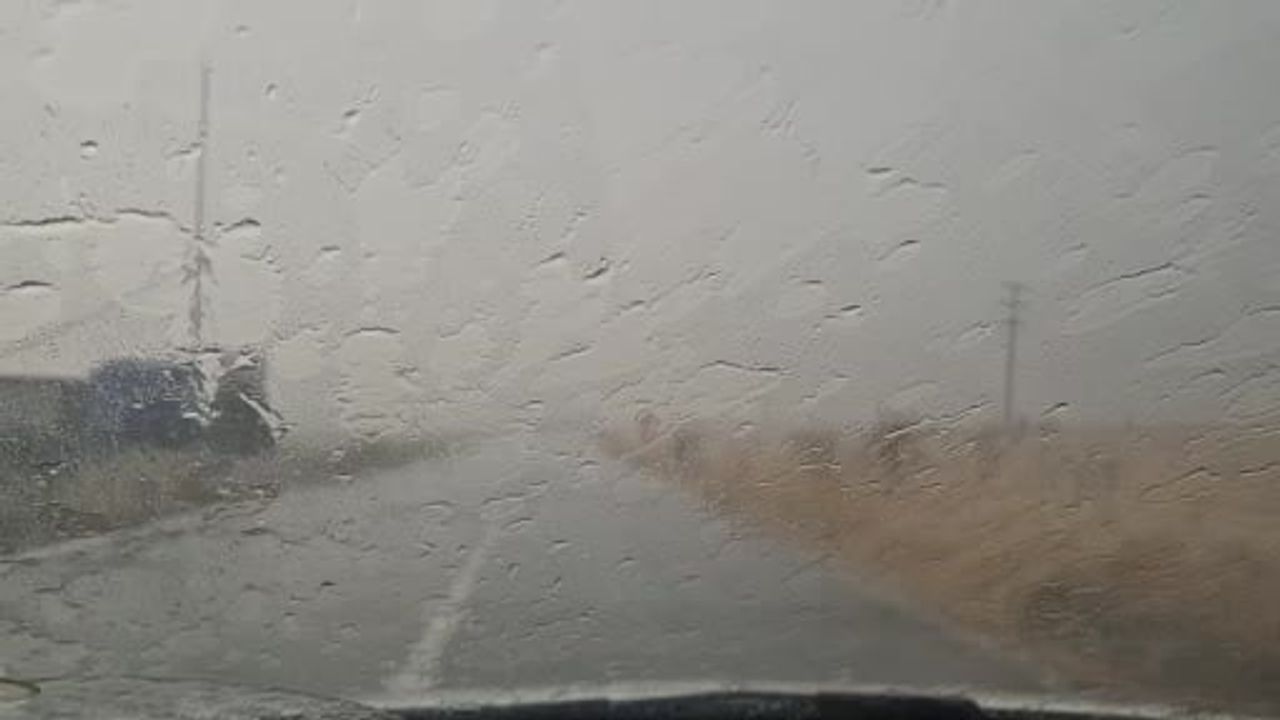 Tekirdağ’da ani sağanak yaşamı olumsuz etkiledi