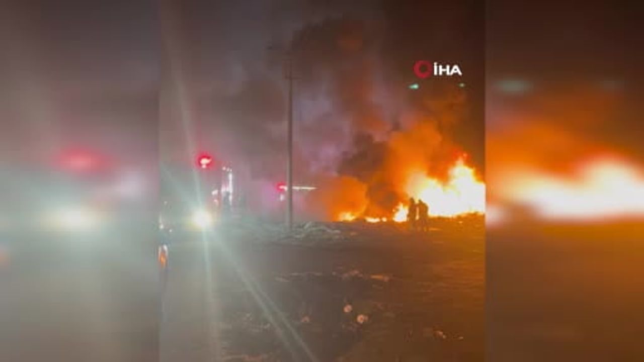 Tekirdağ'da atık döküm alanında gece yarısı yangın