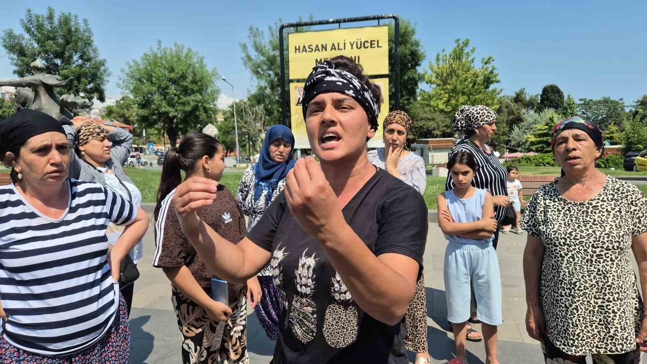 Tekirdağ’da bıçaklı kavgada hayatını kaybeden çocuk toprağa verildi
