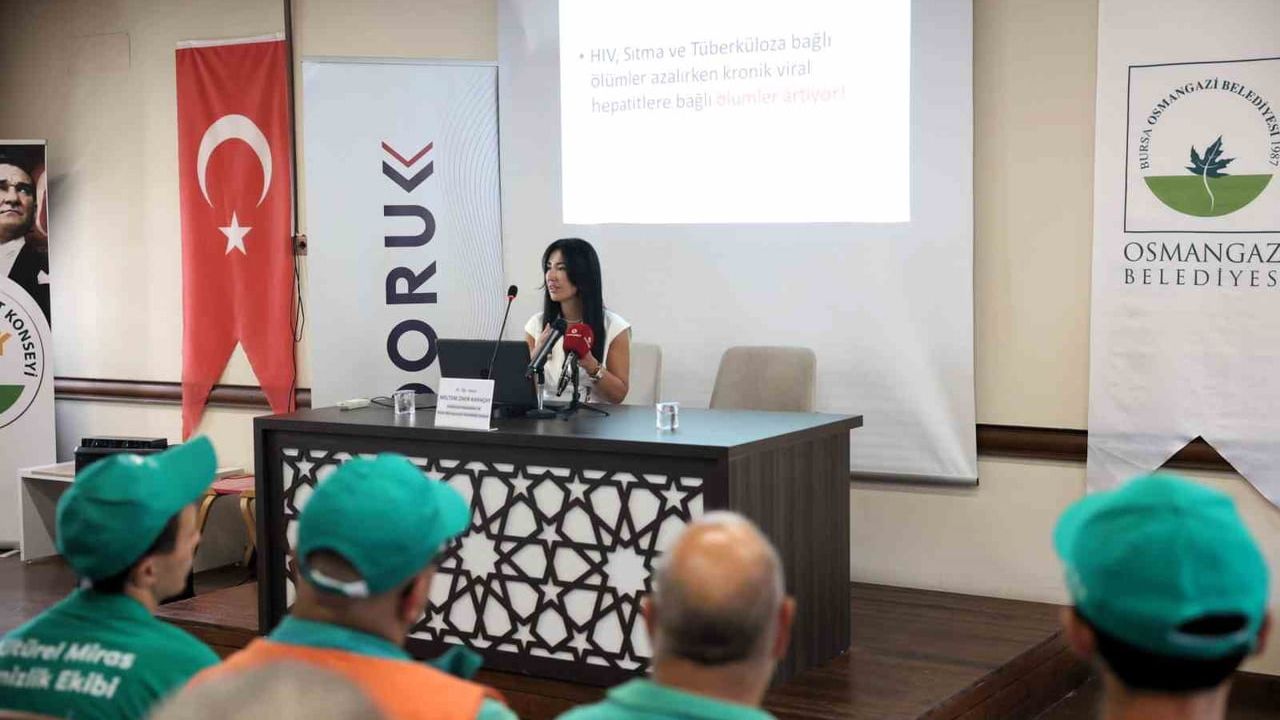 Temizlik çalışanlarına viral hepatit eğitimiyle bilinçlendirme