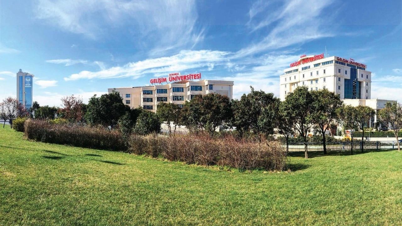 Tercih döneminde burs ve rehberlikle öne çıkan seçenek: İstanbul Gelişim Üniversitesi