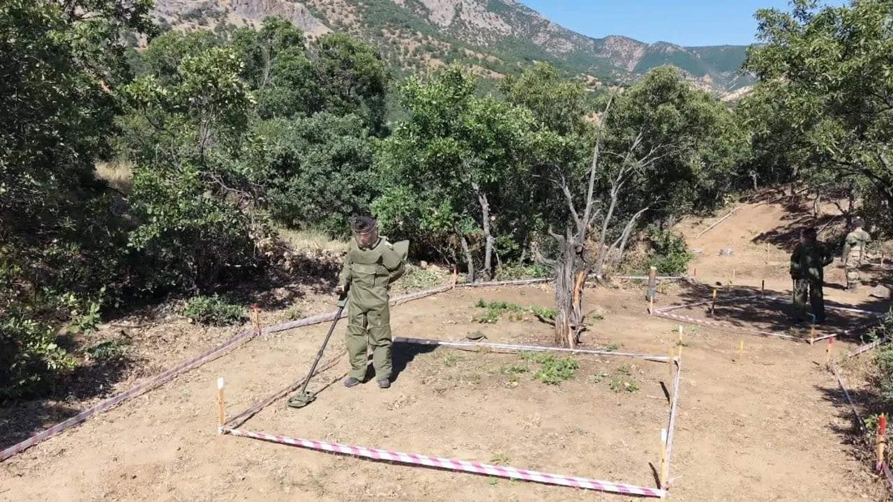 Terörsüz Türkiye ile Tunceli’de mayınlı araziler üretime kazandırılıyor