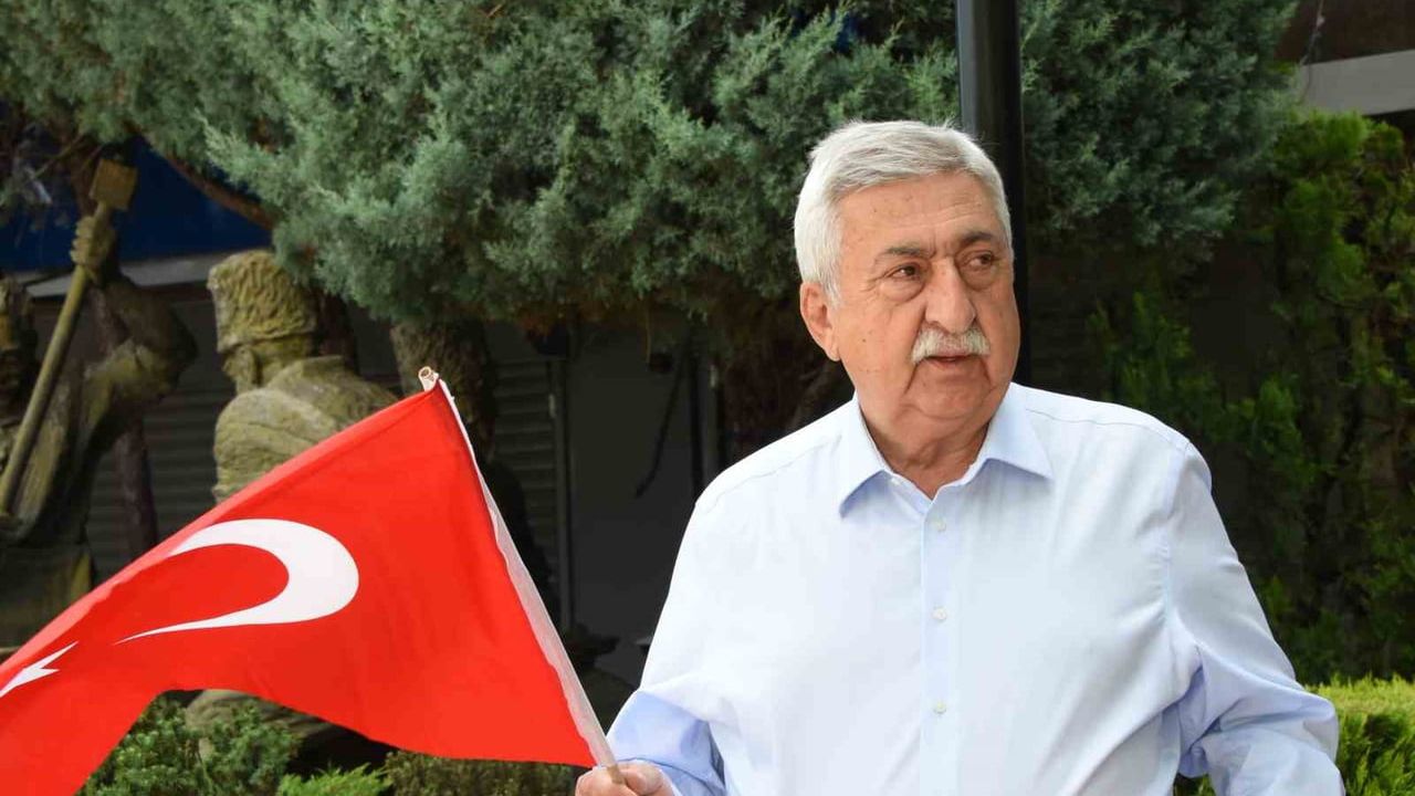 TESK başkanı Bendevi Palandöken: 15 Temmuz milli iradeye sahip çıkmanın simgesidir