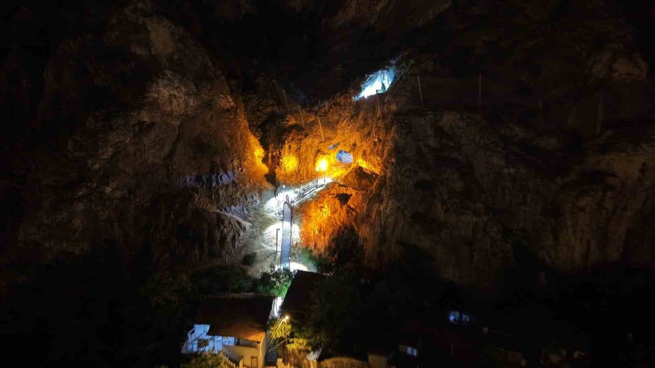 Tokat’ta Bülbüllük Mağarası ziyaret altyapısı yenilendi