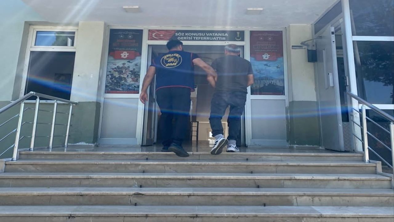Tokat'ta Jandarma takibiyle 2 firari hükümlü yakalandı