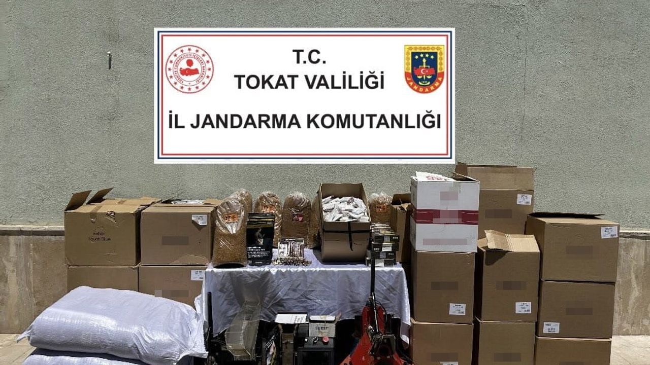Tokat'ta kaçak tütün operasyonunda 4 kişi gözaltına alındı