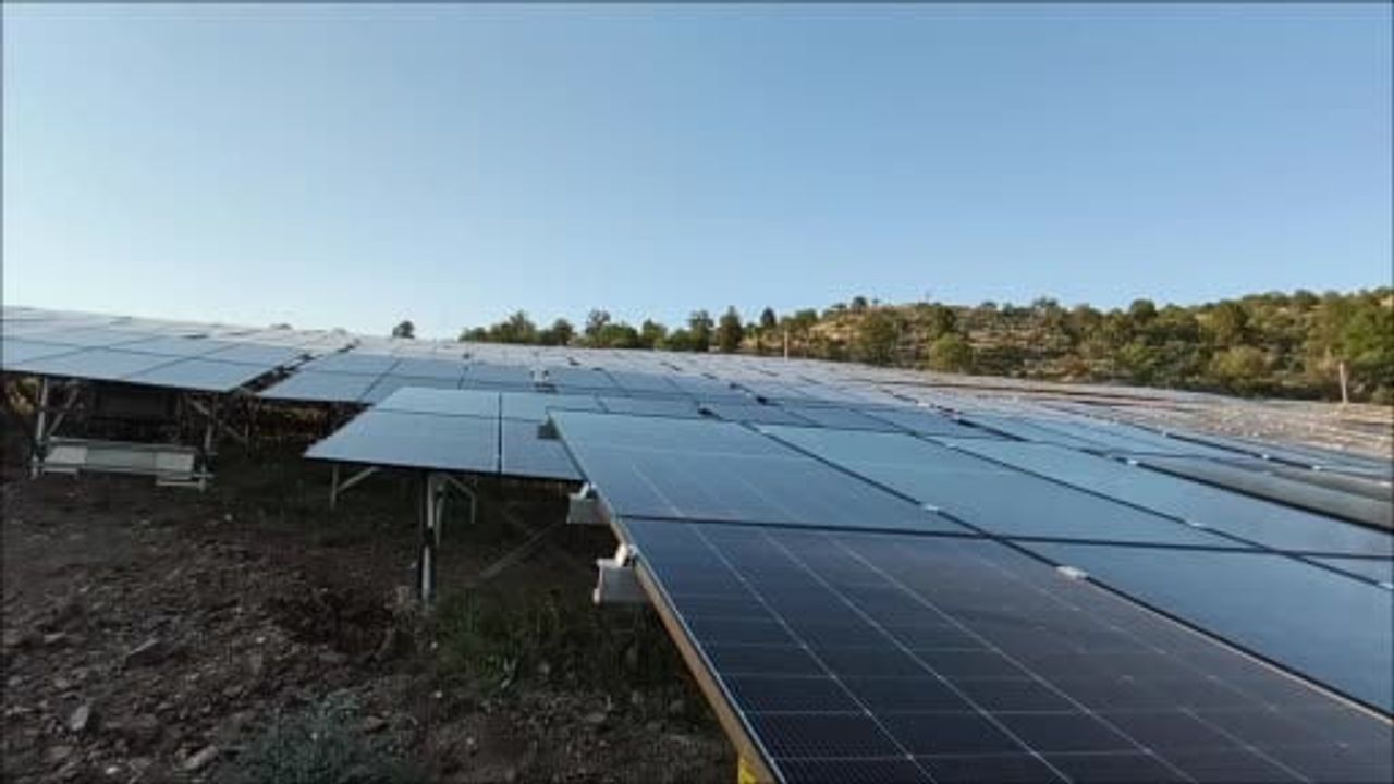 Toroslar eteklerindeki Bozkır Barajı hem enerji hem su sağlıyor