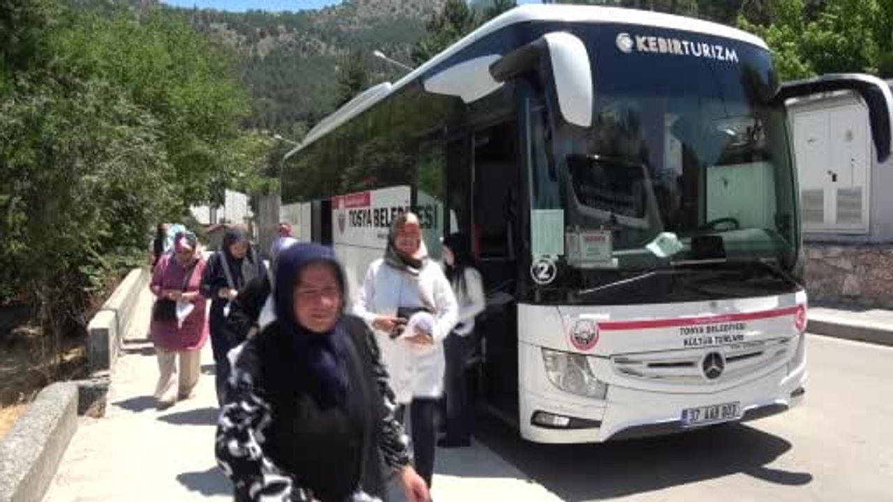 Tosya’da isteyen vatandaşa ücretsiz günübirlik tatil: 2 bin Tosyalı Amasya’yı gezecek