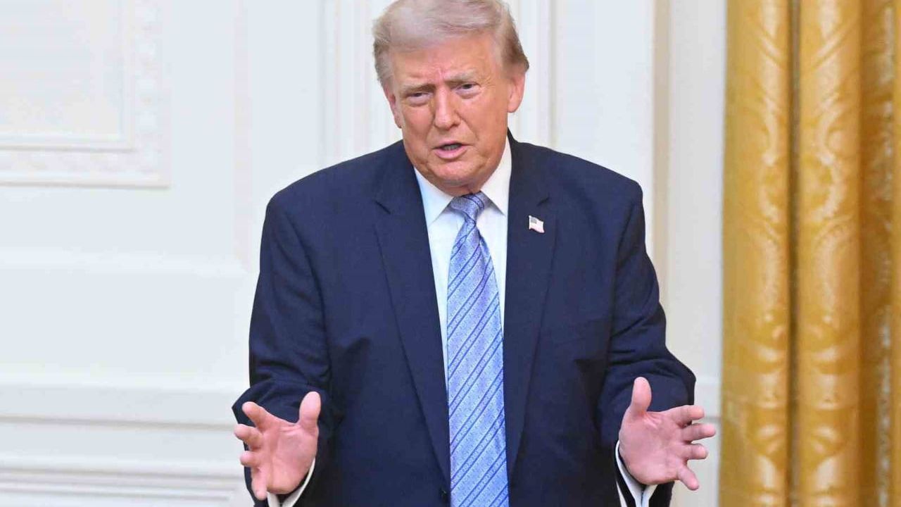 Trump'tan ABD'ye ulaşan duman nedeniyle Kanada'ya ek gümrük vergisi tehdidi
