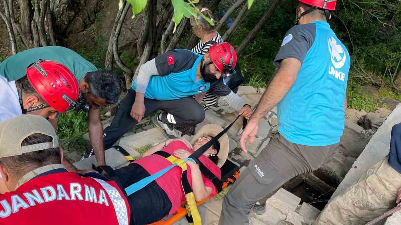 Tunceli'de yaralanan kadın ekiplerin müdahalesiyle kurtarıldı
