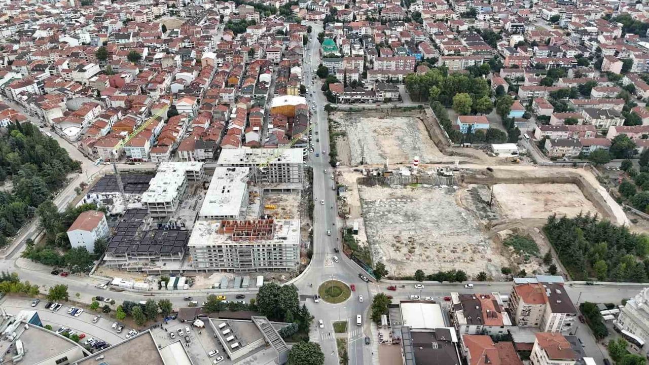 Turgutalp'te dönüşüm hız kazanıyor: etaplar eş zamanlı ilerliyor