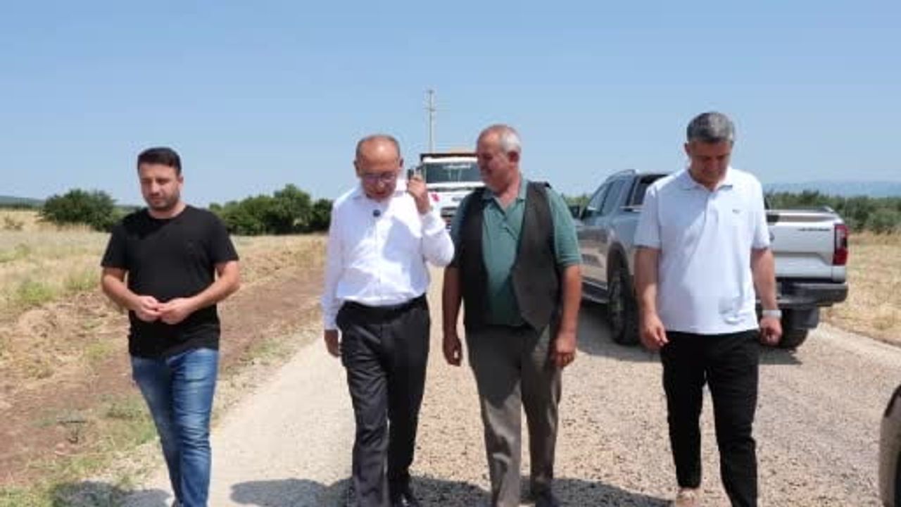 Turgutlu yolları yenileniyor: merkezden kırsala asfalt seferberliği