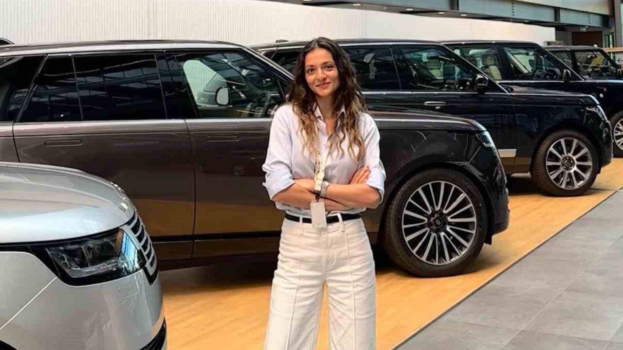 Türk tasarımcının jaguar land rover'daki liderlik hikâyesi
