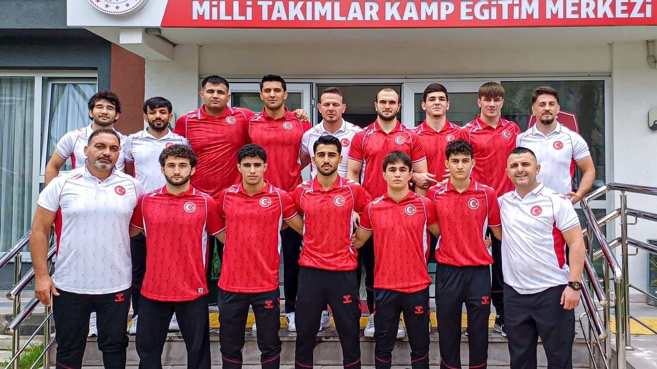 U20 Avrupa Güreş Şampiyonası başlıyor: Türkiye'nin milli kadroları açıklandı