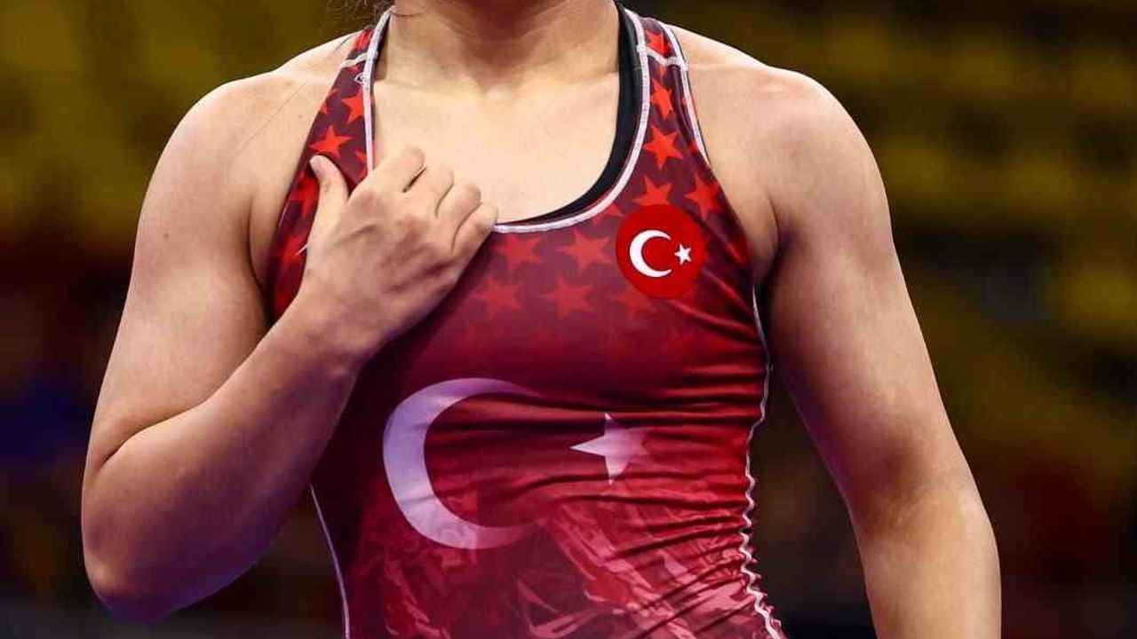 U20 Avrupa Şampiyonası'nda Elif Şevval Kurt altın madalya kazandı