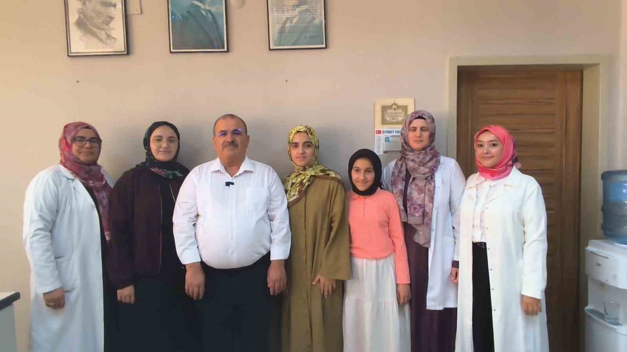 Üç kız kardeşin Kur'an yolculuğu: iki hafız, bir yoldaş