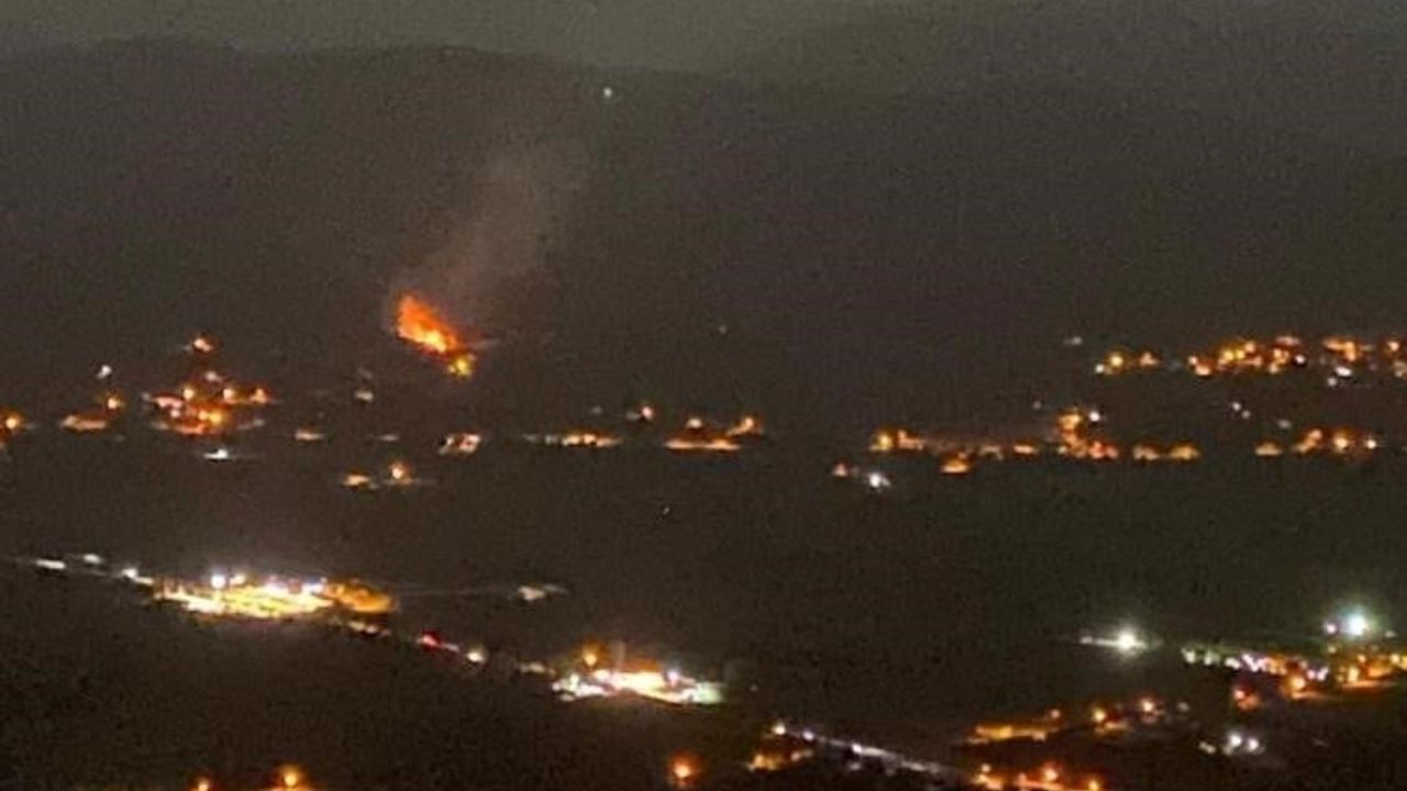 Ula'da Çıtlık Mahallesi'nde tarlada çıkan yangın ekiplerin müdahalesiyle kontrol altına alındı