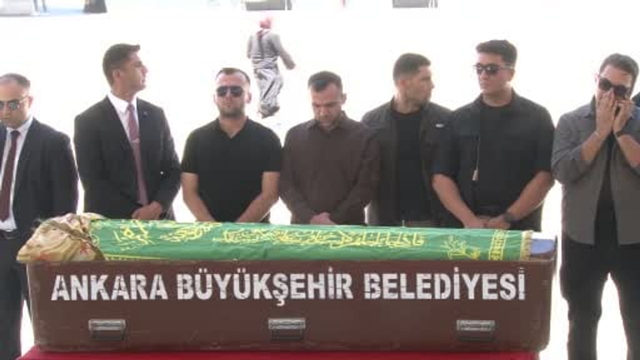 Ülkeye veda: bakan yardımcısının eşi Ankara'da son yolculuğuna uğurlandı