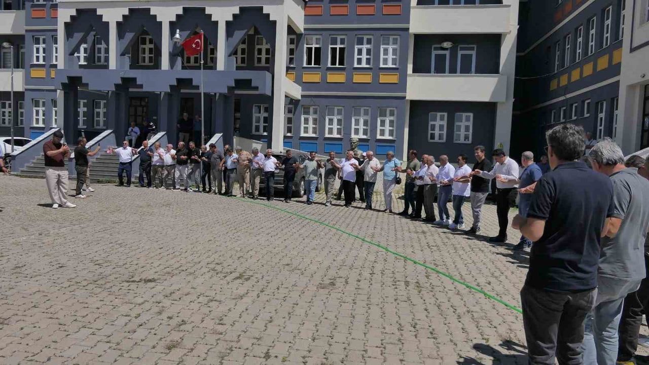 Ünseli Alpaslan öğretmen lisesi mezunları bir araya geldi