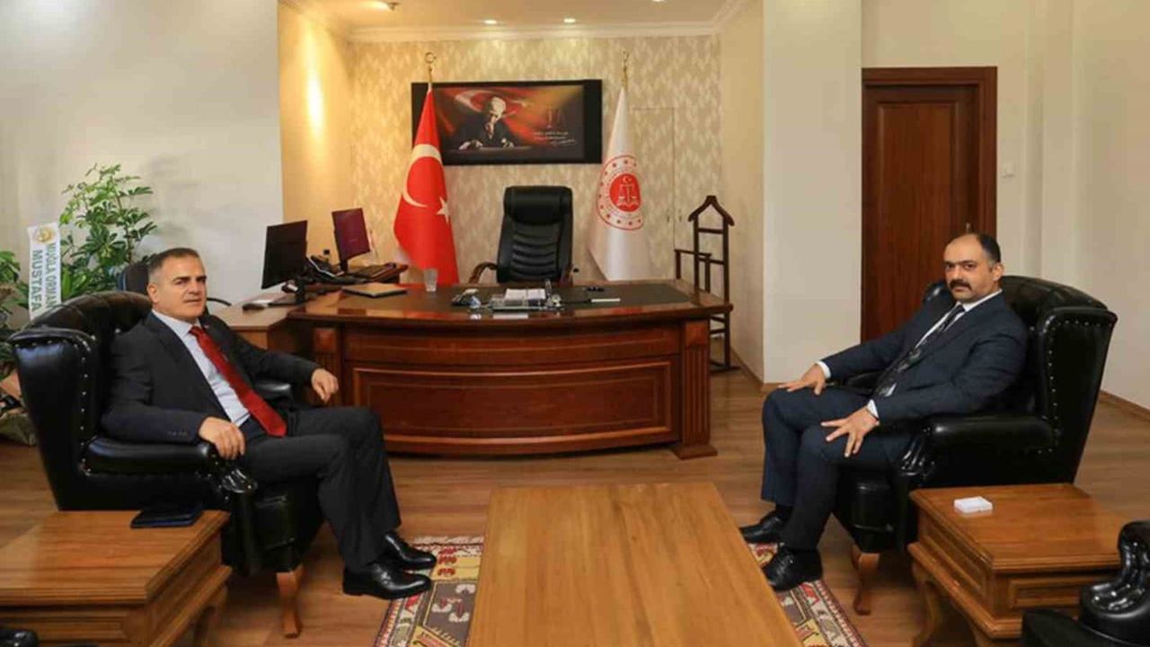 Vali Akbıyık’tan cumhuriyet başsavcısı Necati Kayaközü’ne 'hayırlı olsun' ziyareti