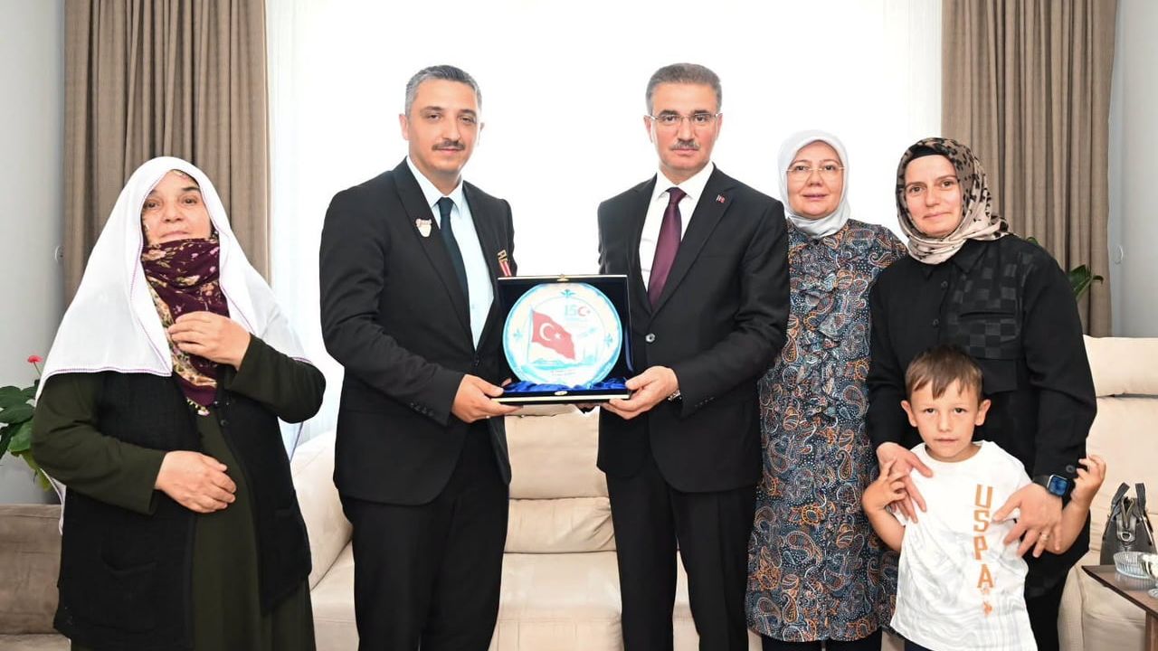 Vali Aydın Baruş şehit aileleri ve gazileri ziyaret etti