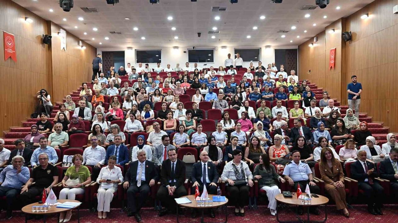 Vali Özkan’dan koruyucu aile çağrısı