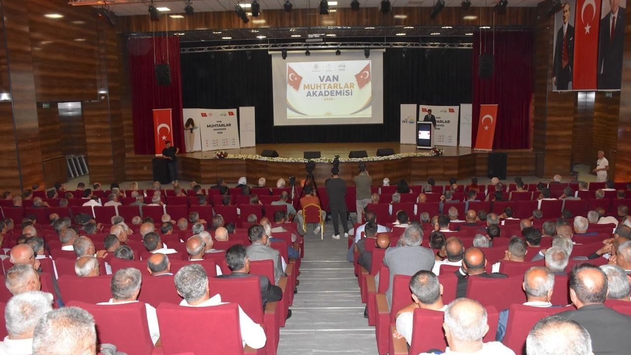 Van'da muhtarlar akademisi başladı