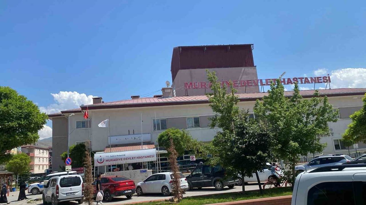 Van’da silahlı ve sopalı kavga: 15 yaralı