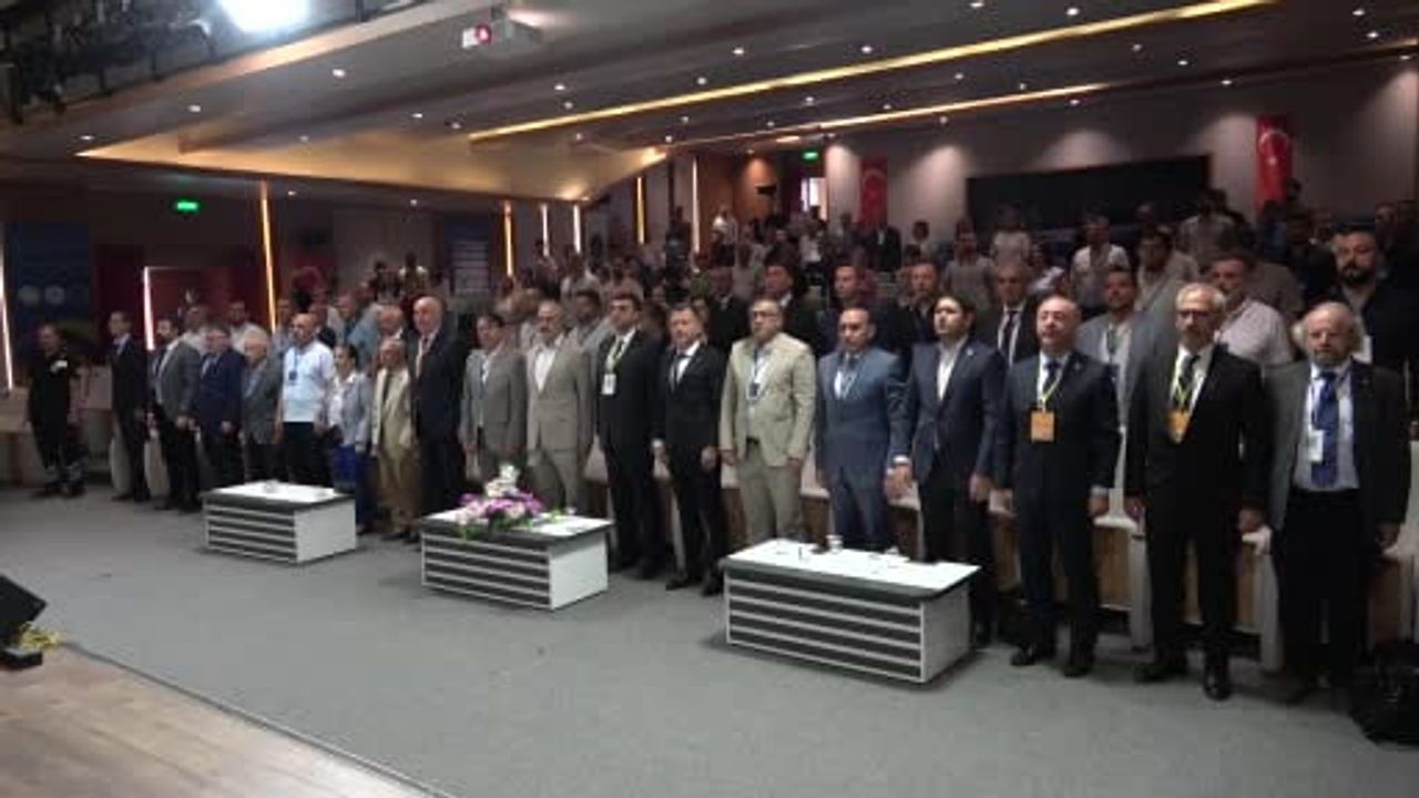 Van YYÜ'de 6. Ulusal mühendislik jeolojisi ve jeoteknik sempozyumu başladı