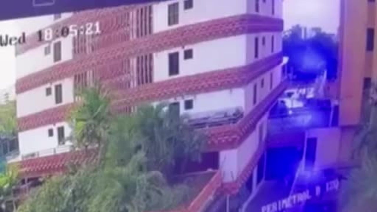 Venezuela'daki depremlerde binanın saniyeler içinde çökme anları görüntülendi