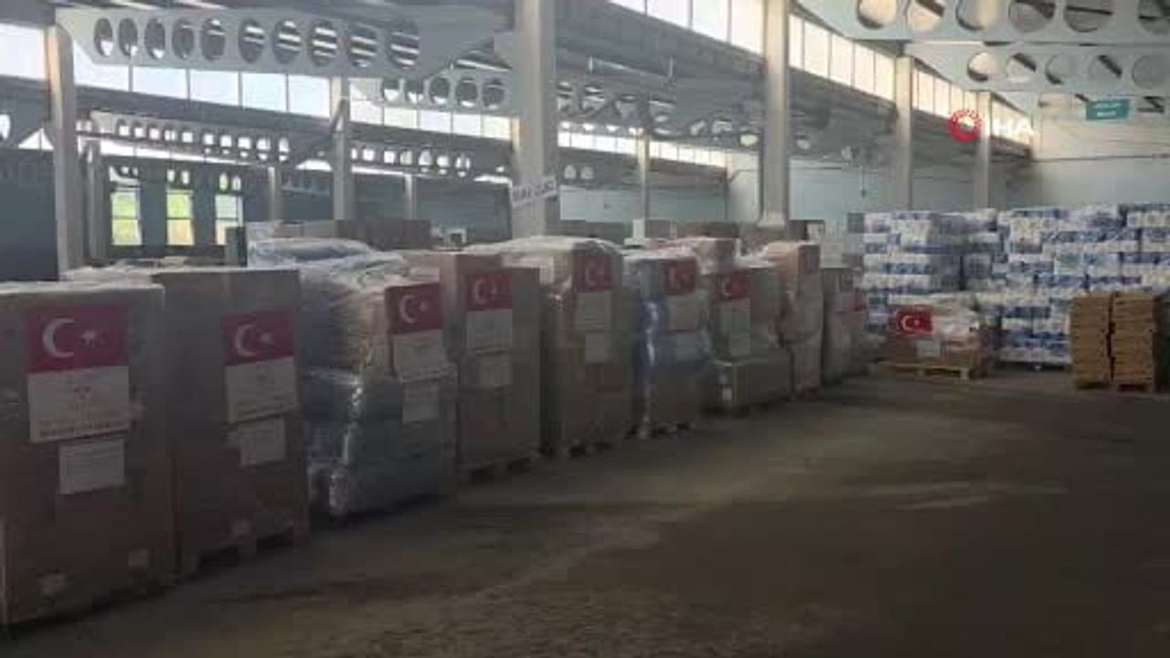 Venezuela'ya 16,4 ton insani yardım malzemesi yola çıktı